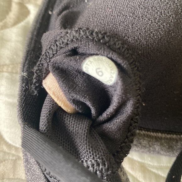 Lululemon Sport Bra - Picture 7 of 7